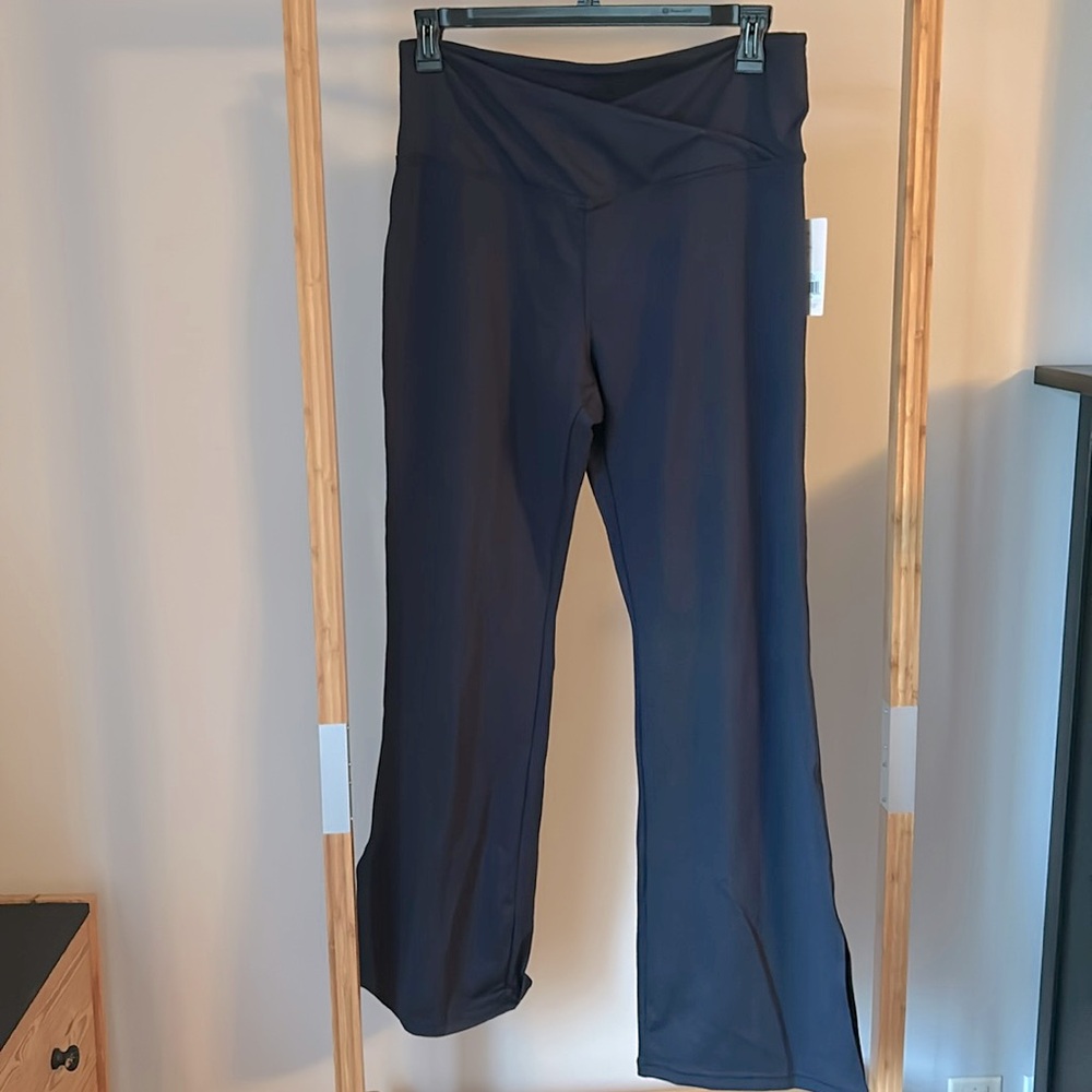 NWT XL Navy Danskin Yoga Pants
